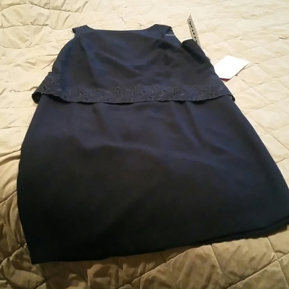 Dress - Picture 1 of 4